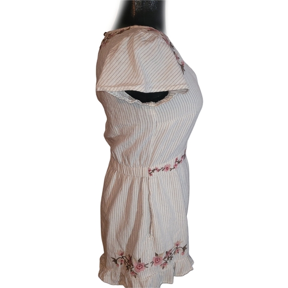 American Eagle Floral Embroidered Pin  Striped Romper S - Picture 5 of 7